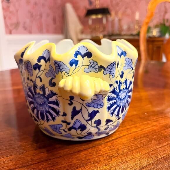 Andrea By Sadek 10in Yellow Blue Chinoiserie Floral Scallop Planter Cachepot Vtg - Picture 2 of 8